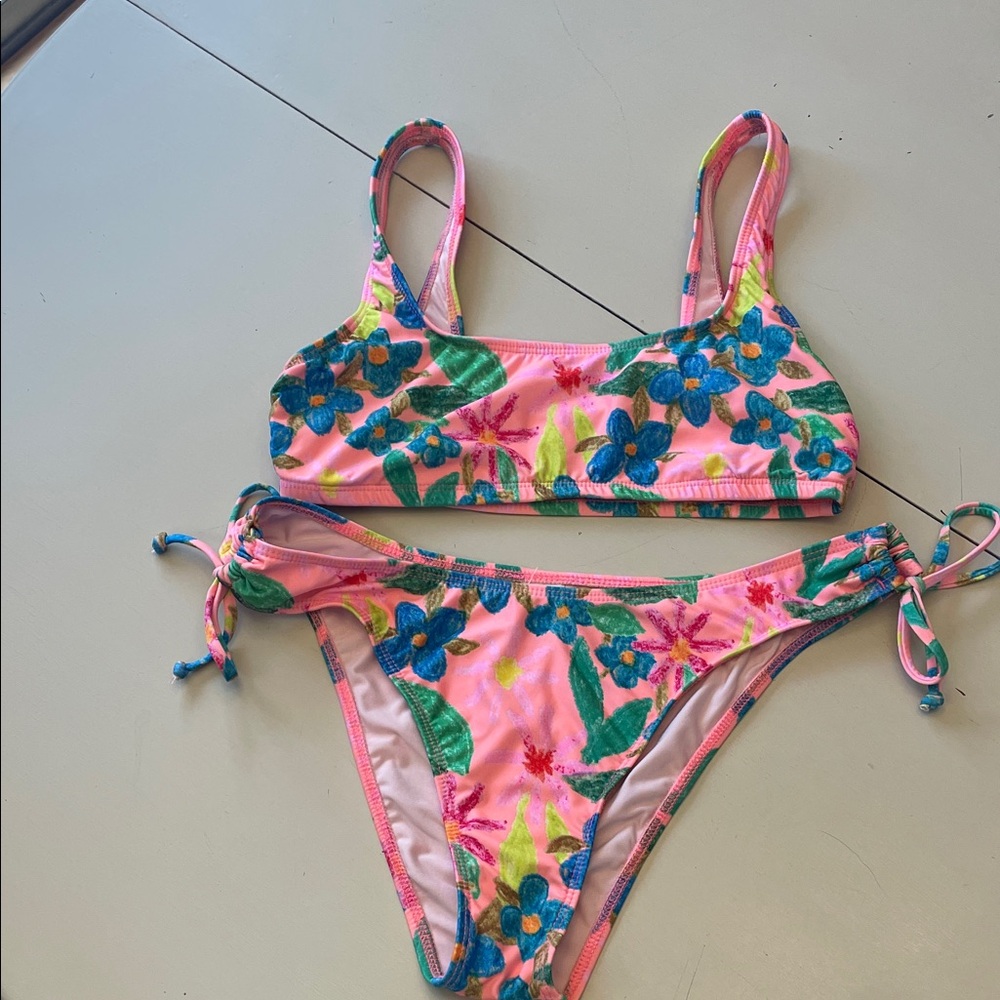 PacSun Pink Floral Bikini Set